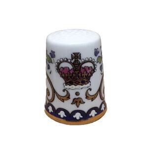 Vintage 1985 Thimble: Dutch Crown Floral Theme, Fine Bone English China